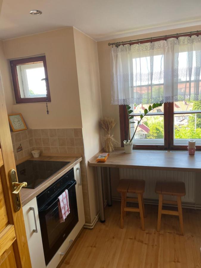 Dom Pod Rybia Skala Apartment เยเลเนียกูรา ภายนอก รูปภาพ
